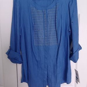 JM collection blue linen button-down blouse with long sleeves.